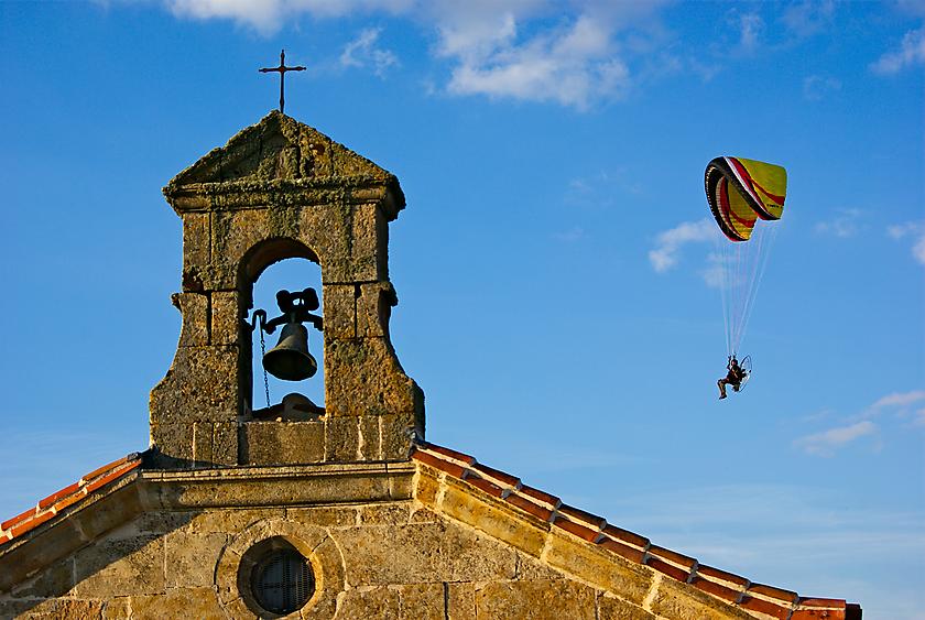 image from Sobrevolando la ermita